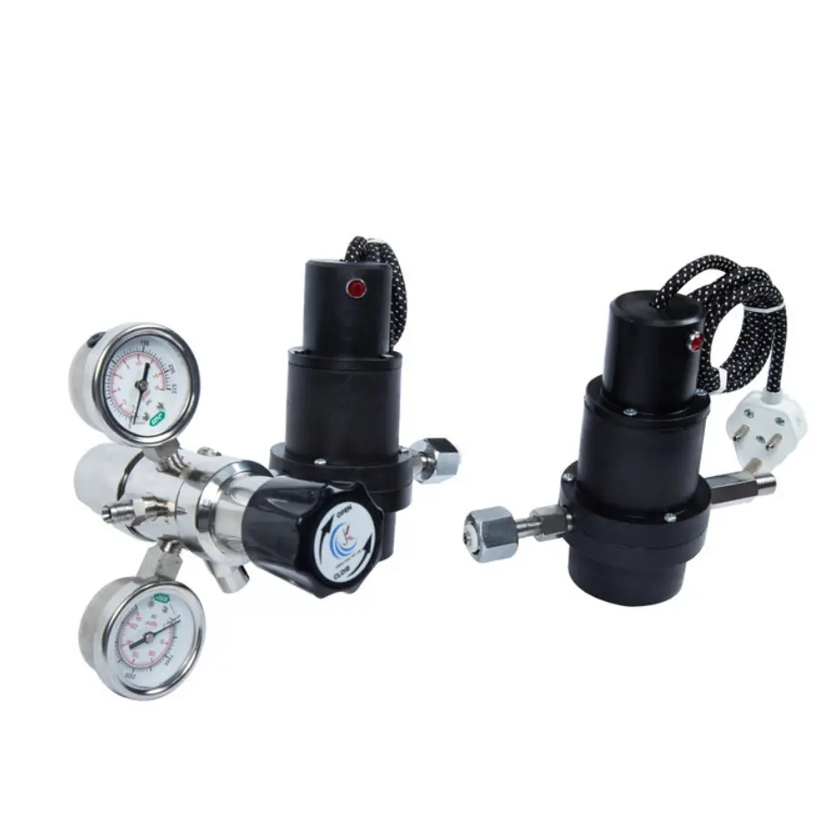 double-stage-pressure-regulators-with-heater-2
